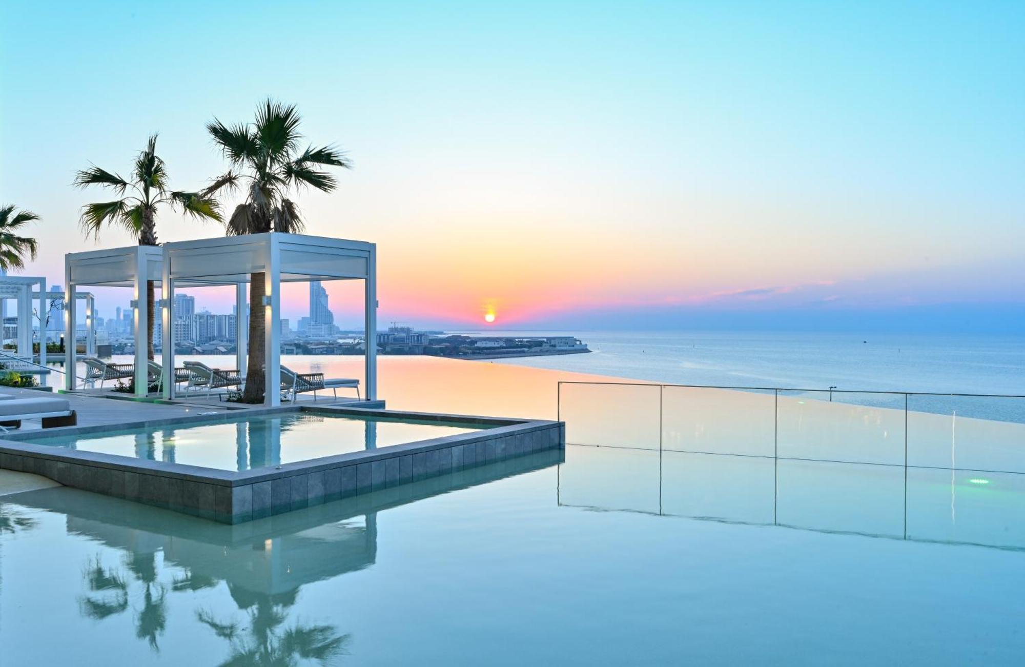 Onyx Rotana