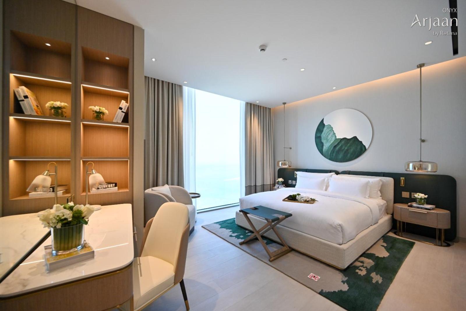 Onyx Rotana 5*